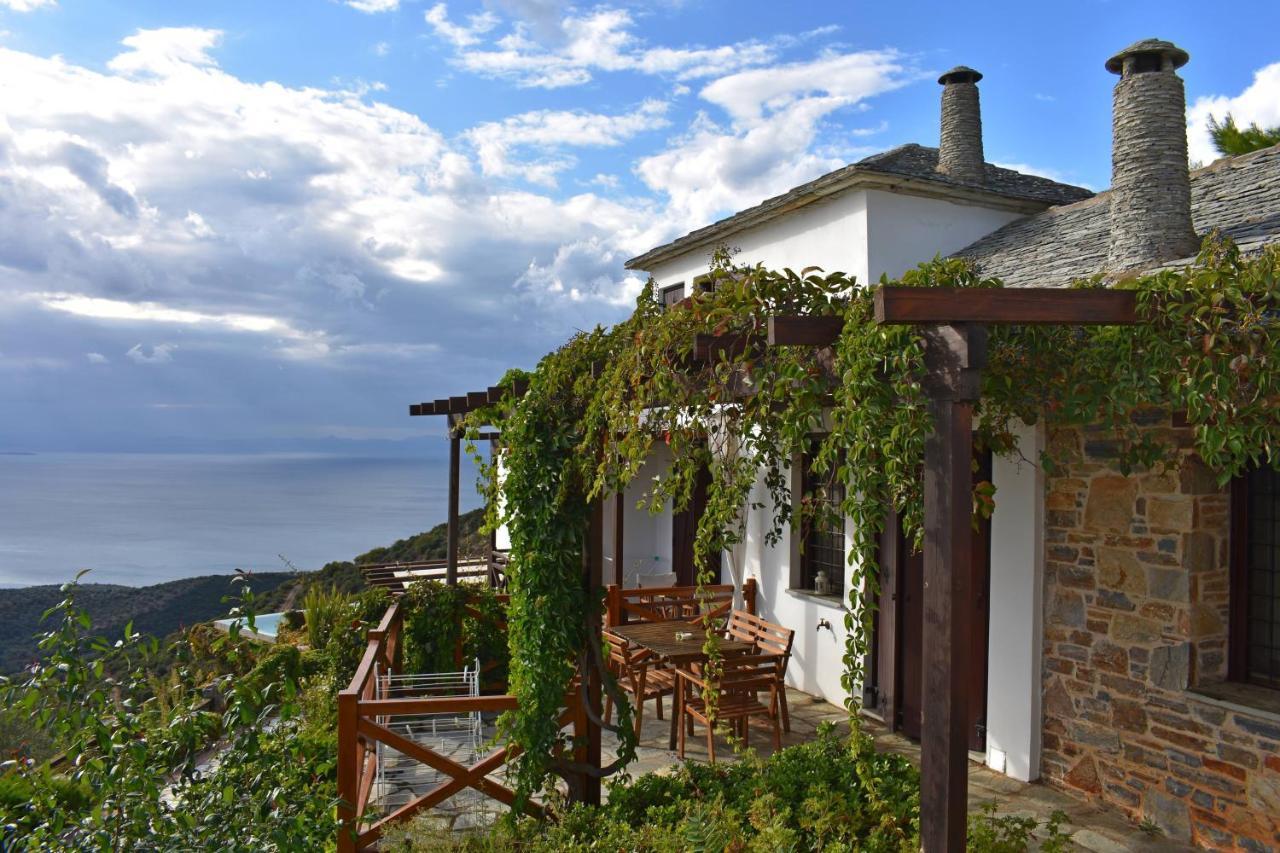 Esperos Suites & Villas Lafkos Exterior photo